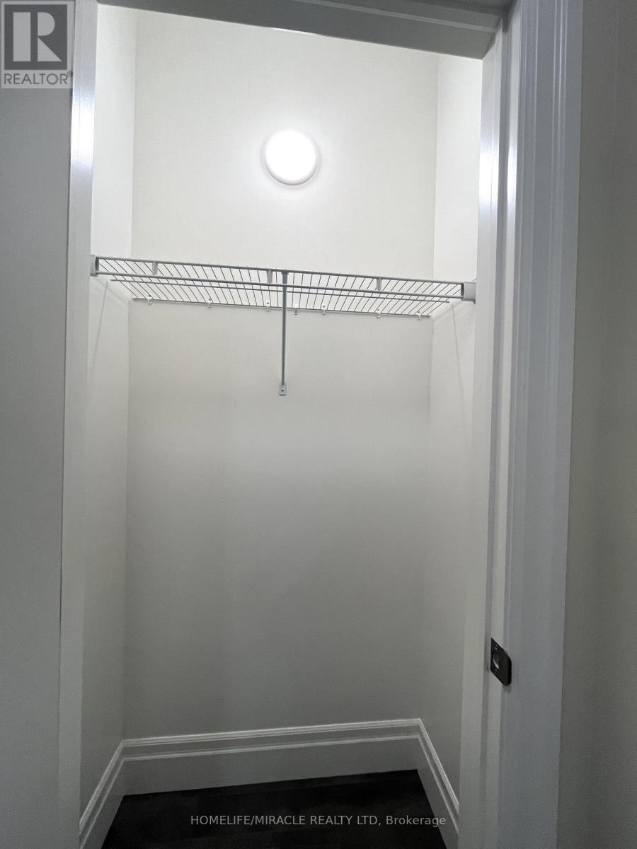 35 Allen Street, Prince Edward County, ON - Indoor With Storage