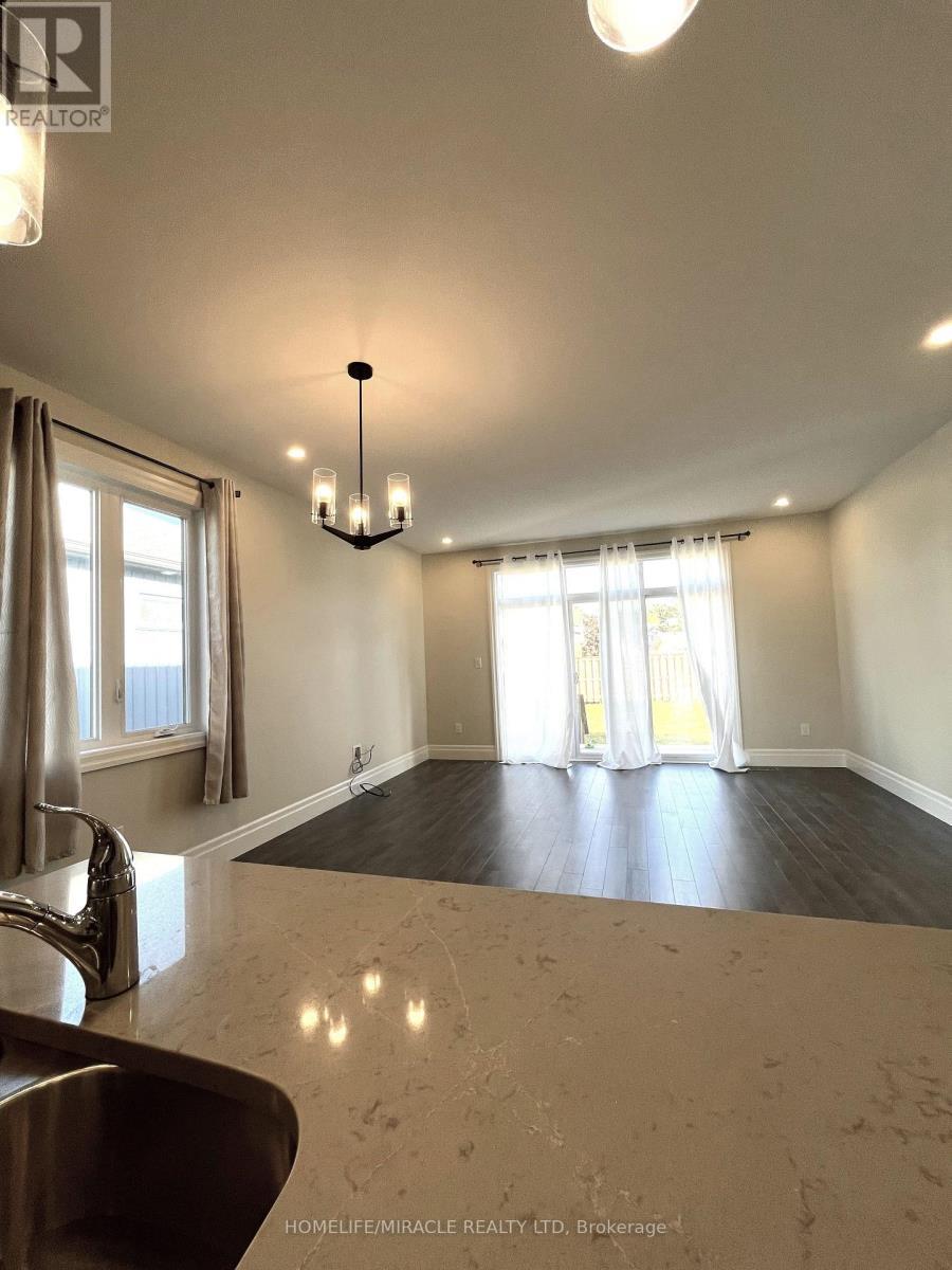 35 Allen Street, Prince Edward County, ON - Indoor Photo Showing Other Room