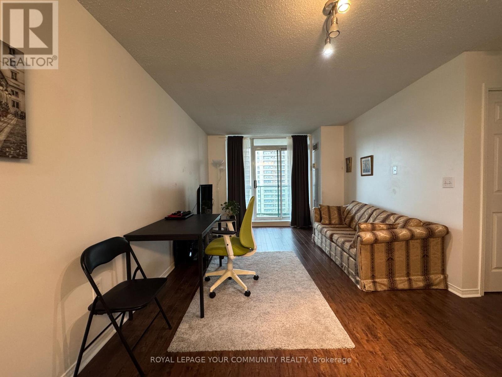 816 - 17 Michael Power Place, Toronto, ON - Indoor