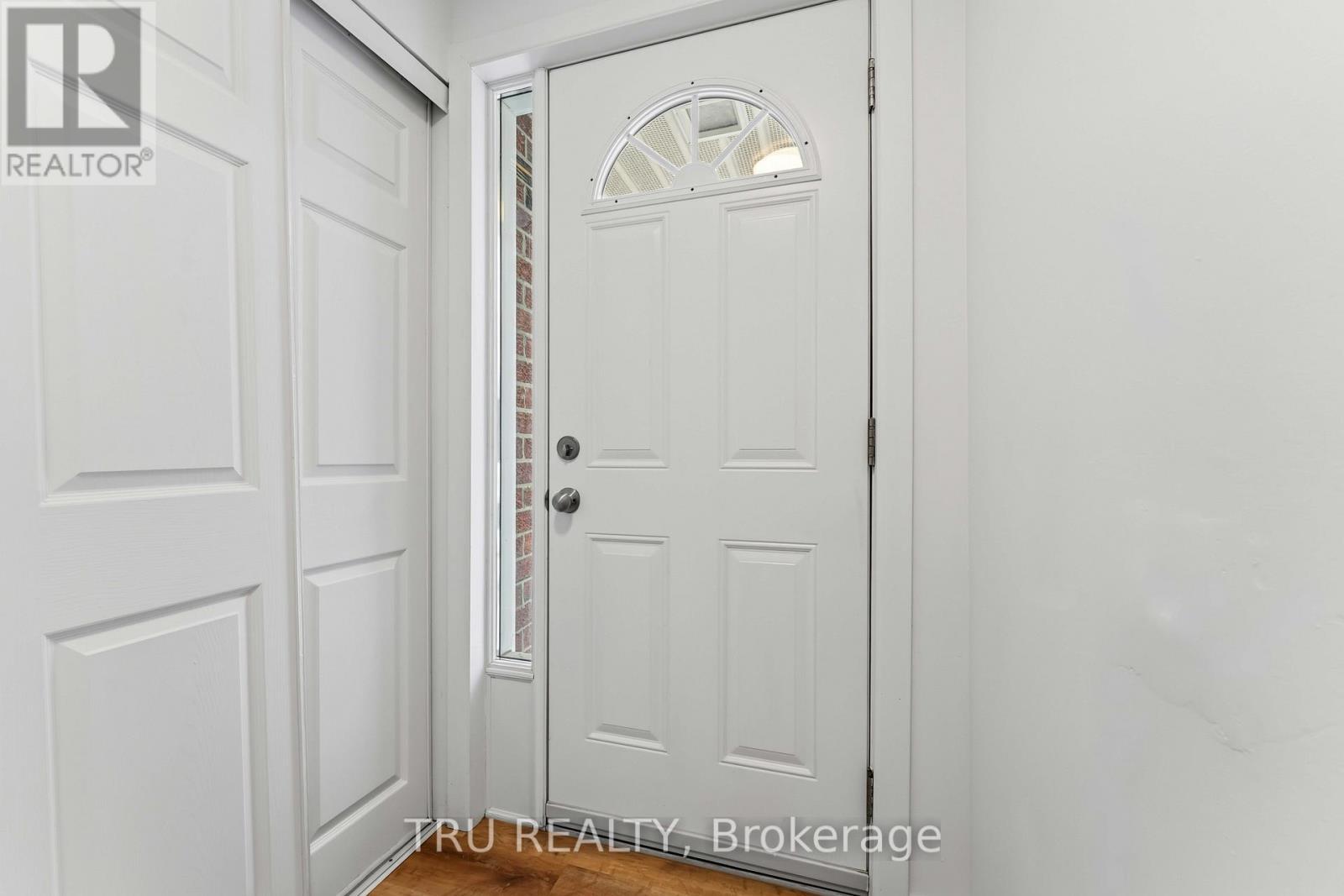 37 - 6512 Bilberry Drive, Ottawa, ON - Indoor Photo Showing Other Room