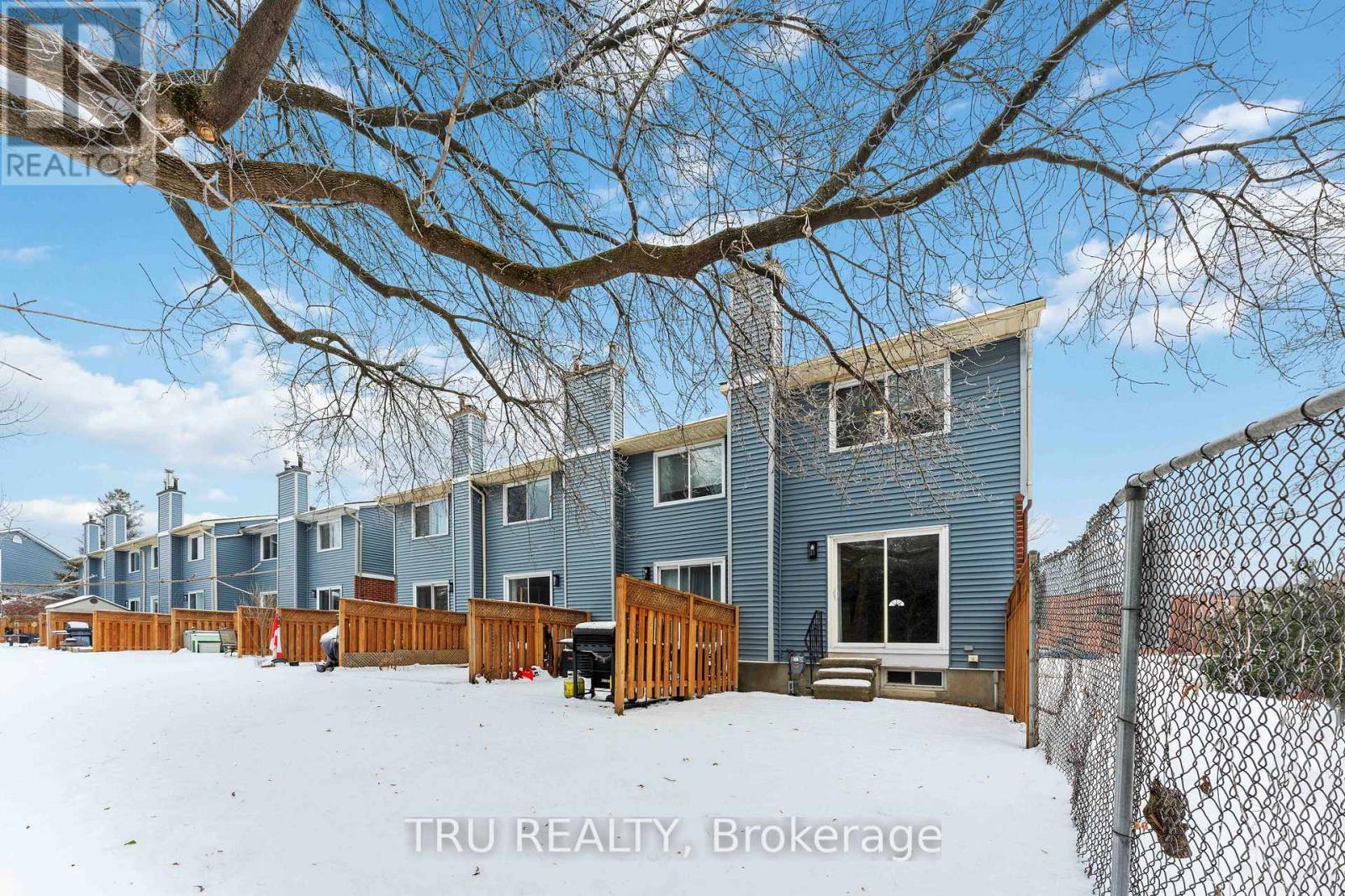 37 - 6512 Bilberry Drive, Ottawa, ON - Outdoor