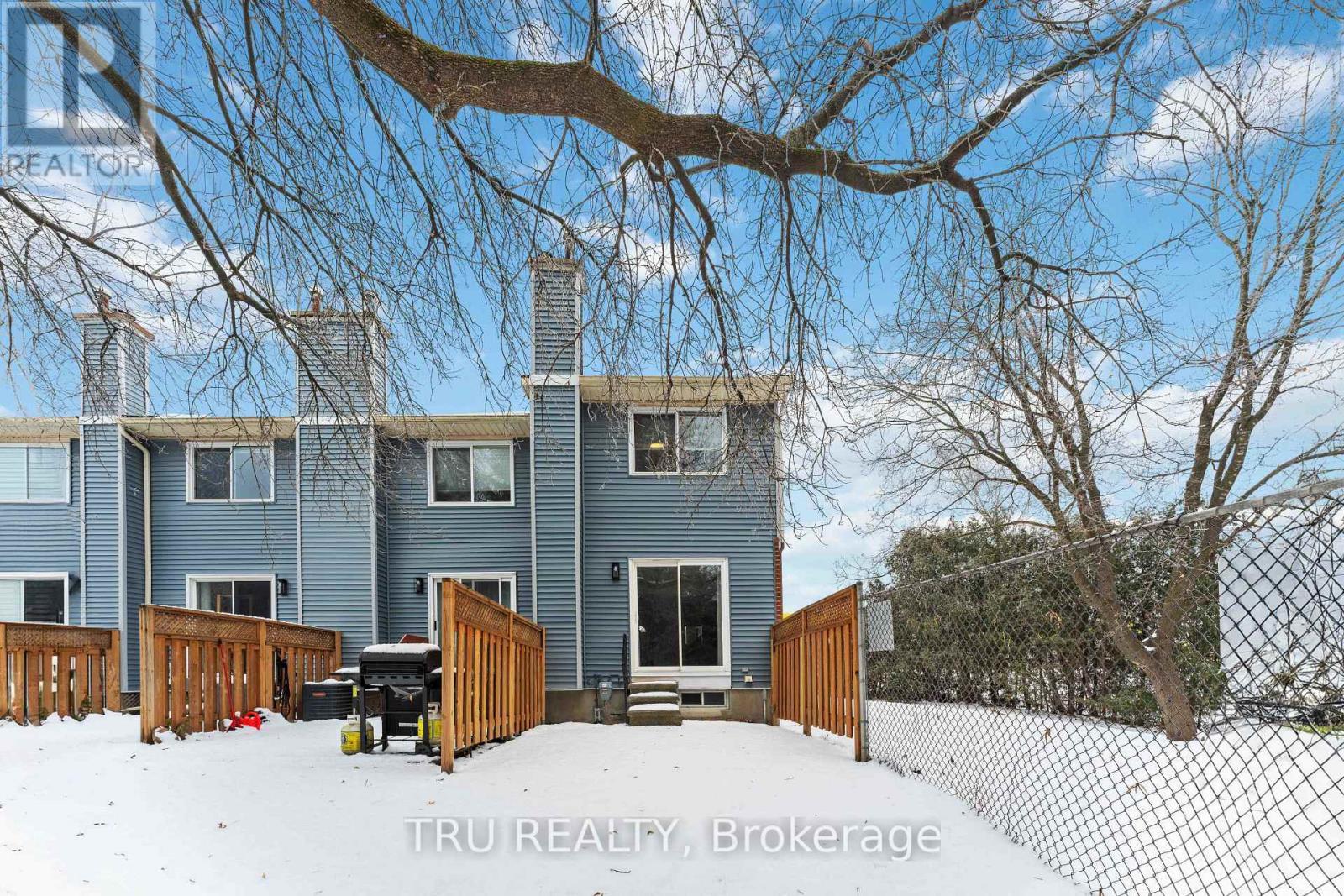 37 - 6512 Bilberry Drive, Ottawa, ON - Outdoor