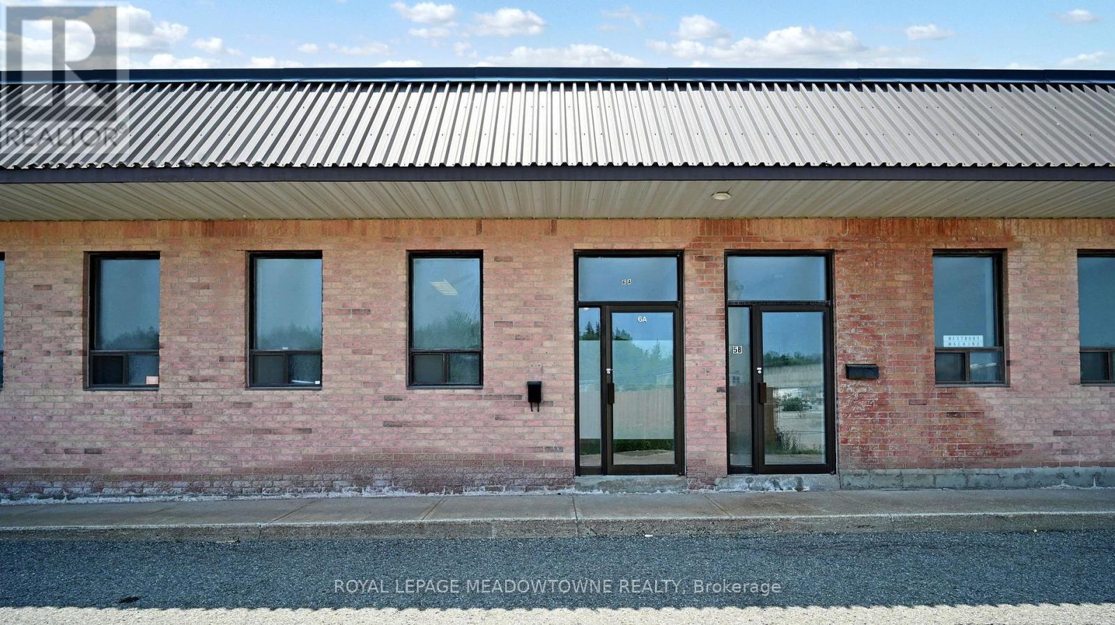 6A - 305 Armstrong Avenue, Halton Hills, ON