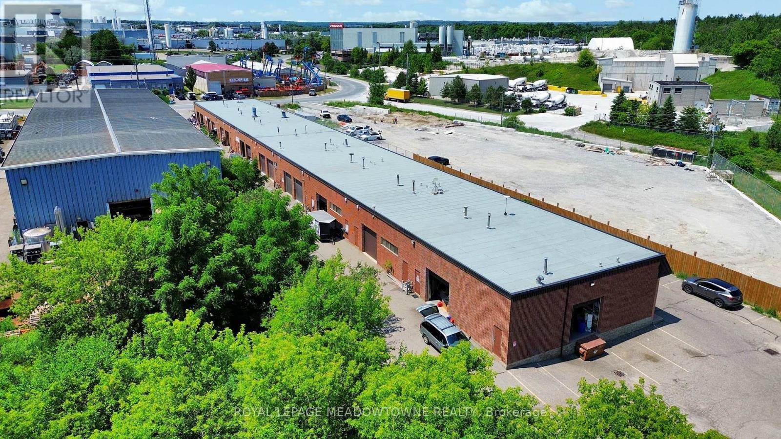 6A - 305 Armstrong Avenue, Halton Hills, ON