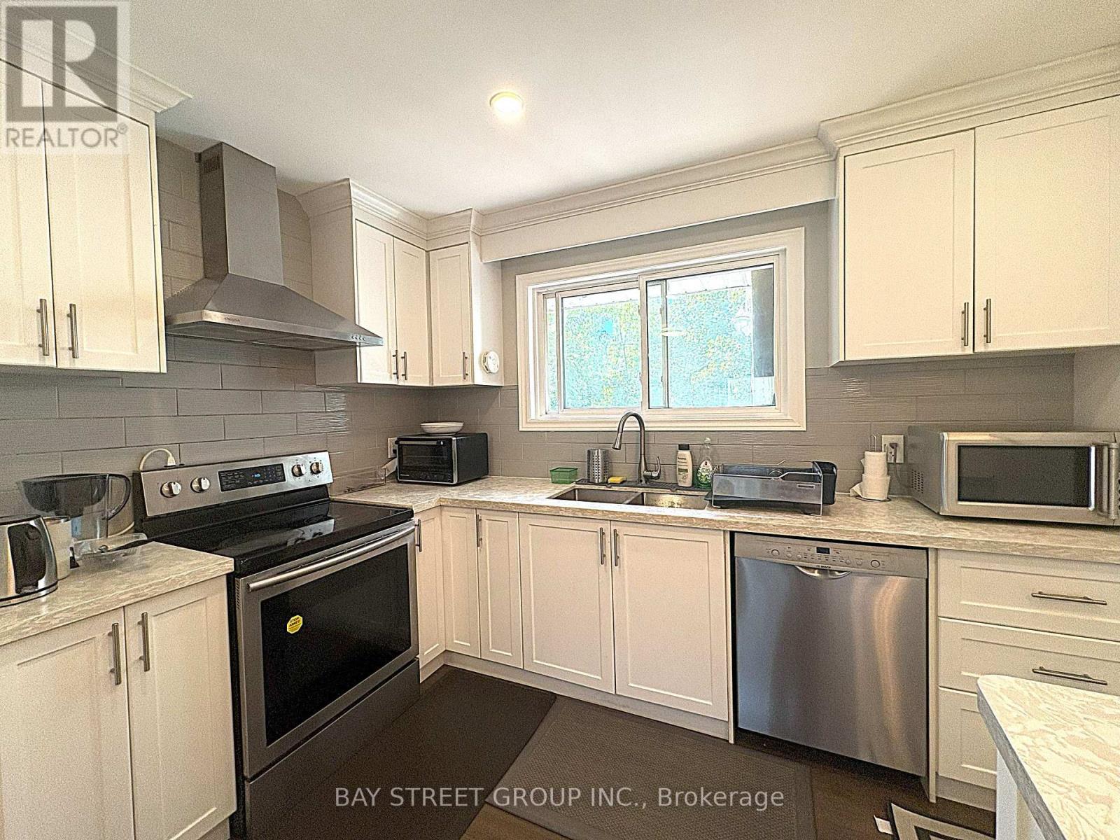 238 The West Mall, Toronto, ON - Indoor Photo Showing Kitchen With Stainless Steel Kitchen With Double Sink
