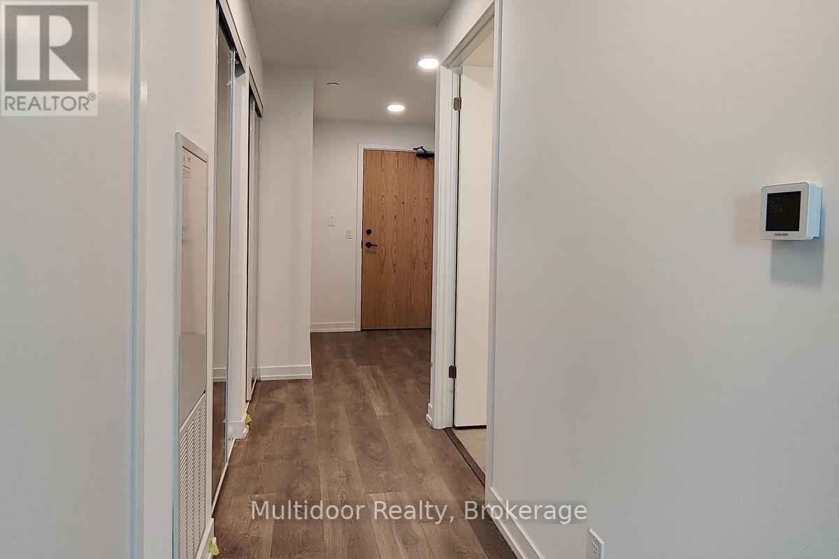 D-423 - 8 Beverley Glen Boulevard, Vaughan, ON - Photo Showing Other Room