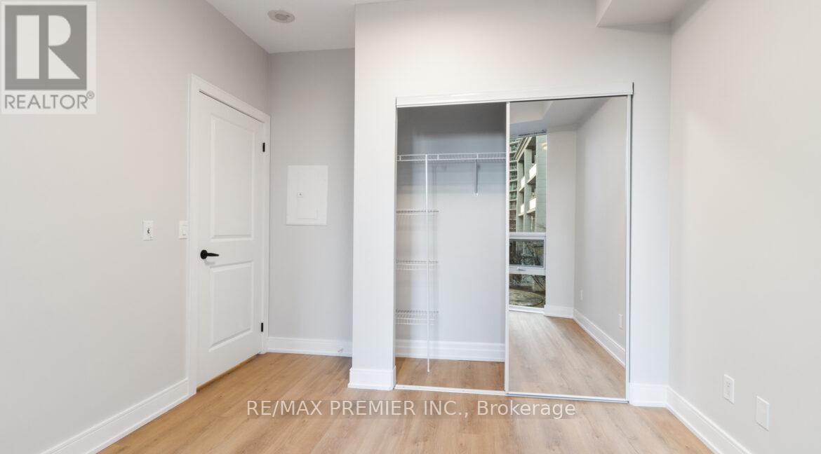 229 - 58 Marine Parade Drive, Toronto, ON - Indoor Photo Showing Other Room