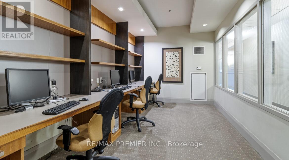 229 - 58 Marine Parade Drive, Toronto, ON - Indoor Photo Showing Office