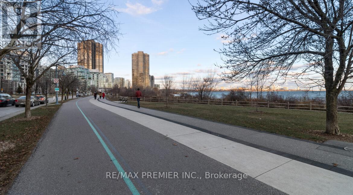 229 - 58 Marine Parade Drive, Toronto, ON - Outdoor With View