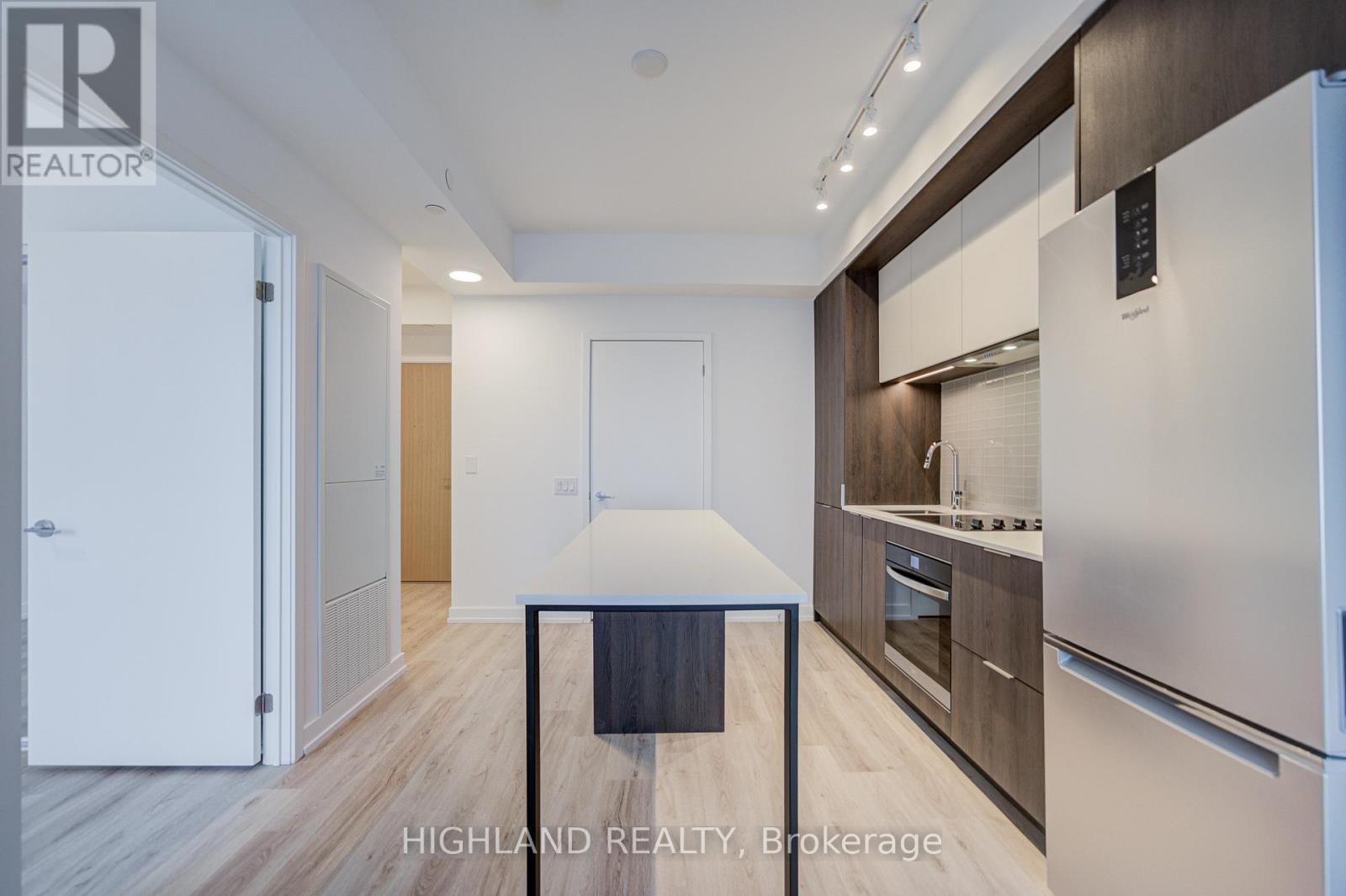 3109 - 395 Square One Drive, Mississauga, ON - Indoor