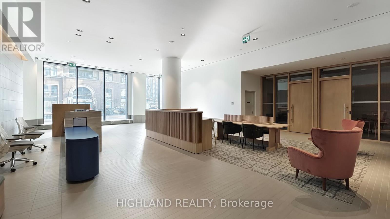 3109 - 395 Square One Drive, Mississauga, ON - Indoor Photo Showing Other Room