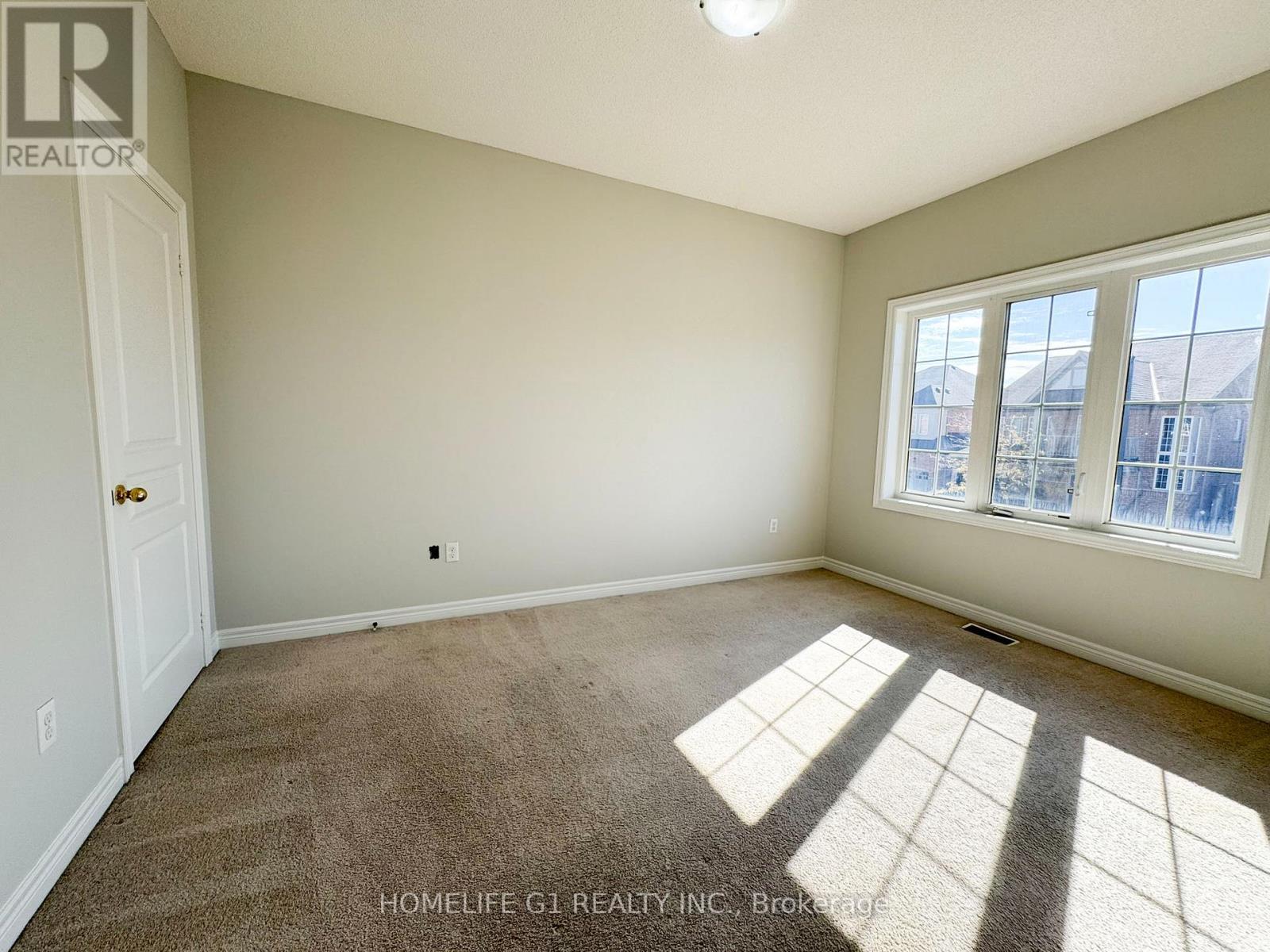 7 Bryony Road, Brampton, ON - Indoor Photo Showing Other Room