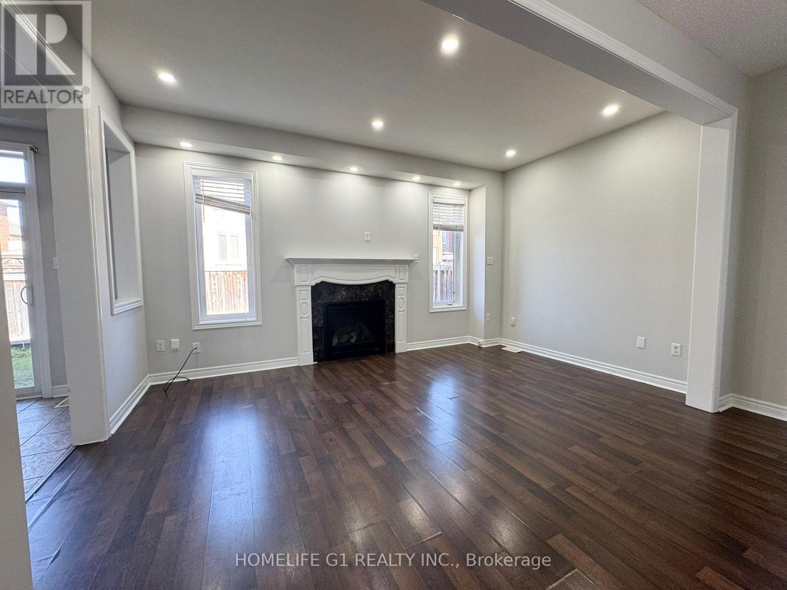 7 Bryony Road, Brampton, ON - Indoor With Fireplace