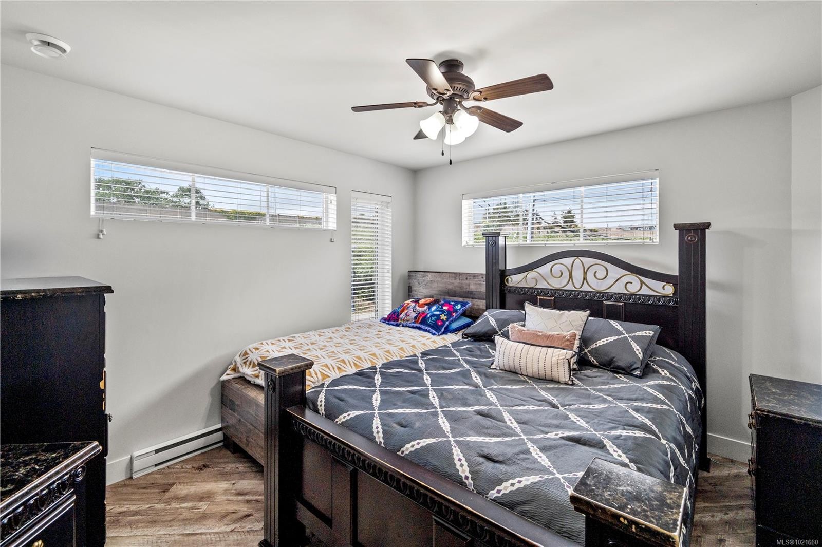 701 Strandlund Ave, Langford, BC