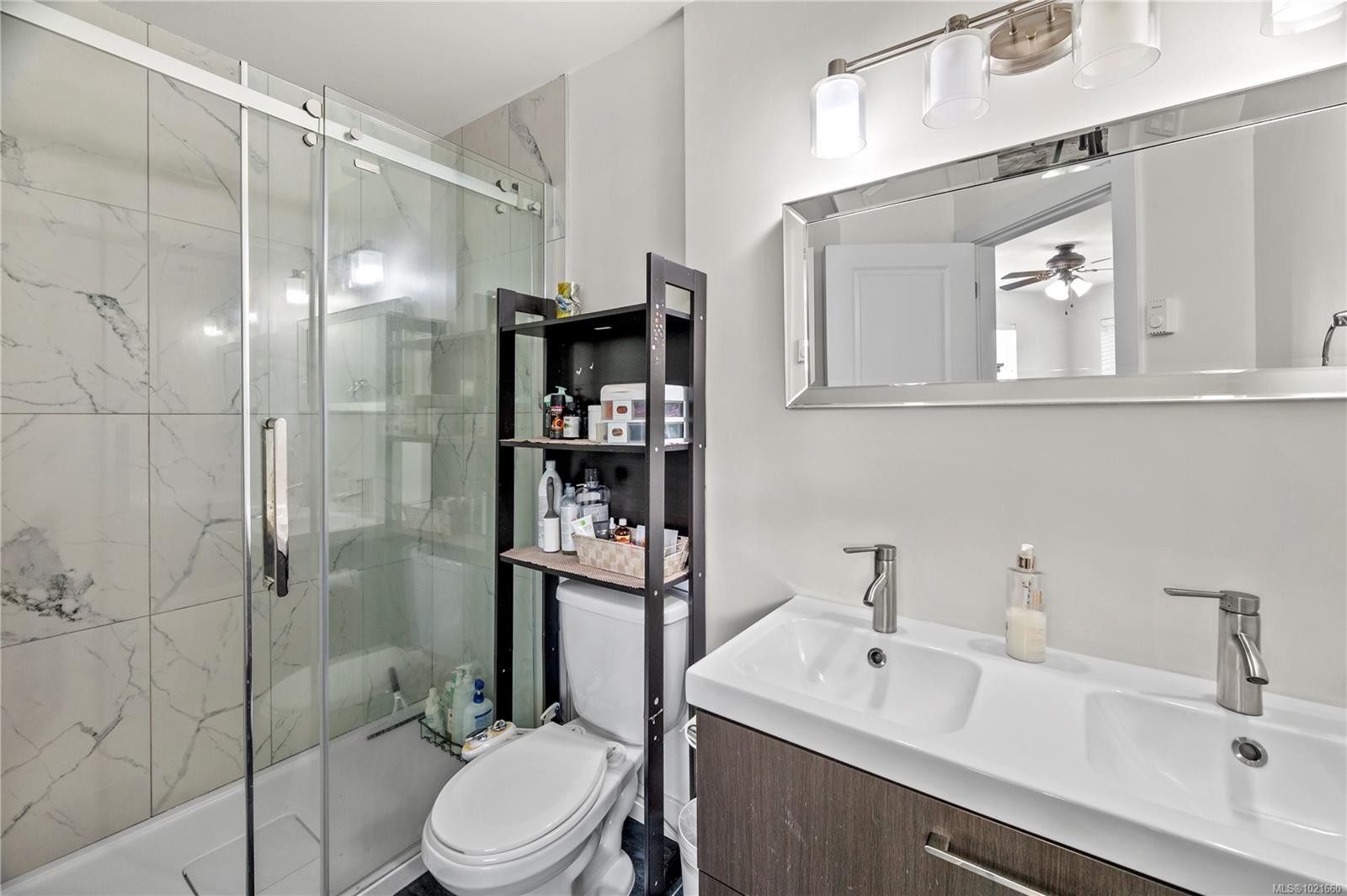 701 Strandlund Ave, Langford, BC