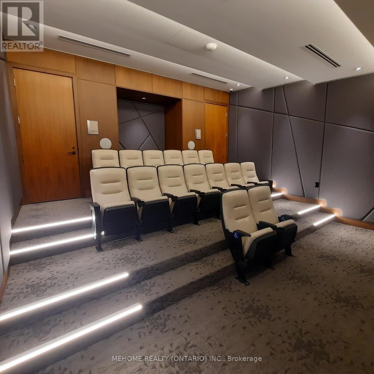 1813 - 125 Redpath Avenue, Toronto, ON - Indoor Photo Showing Other Room