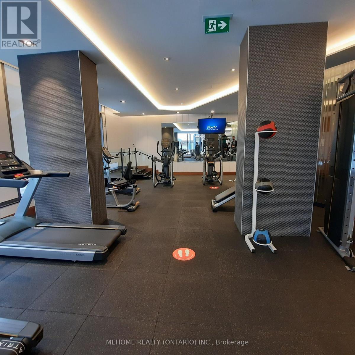1813 - 125 Redpath Avenue, Toronto, ON - Indoor Photo Showing Gym Room