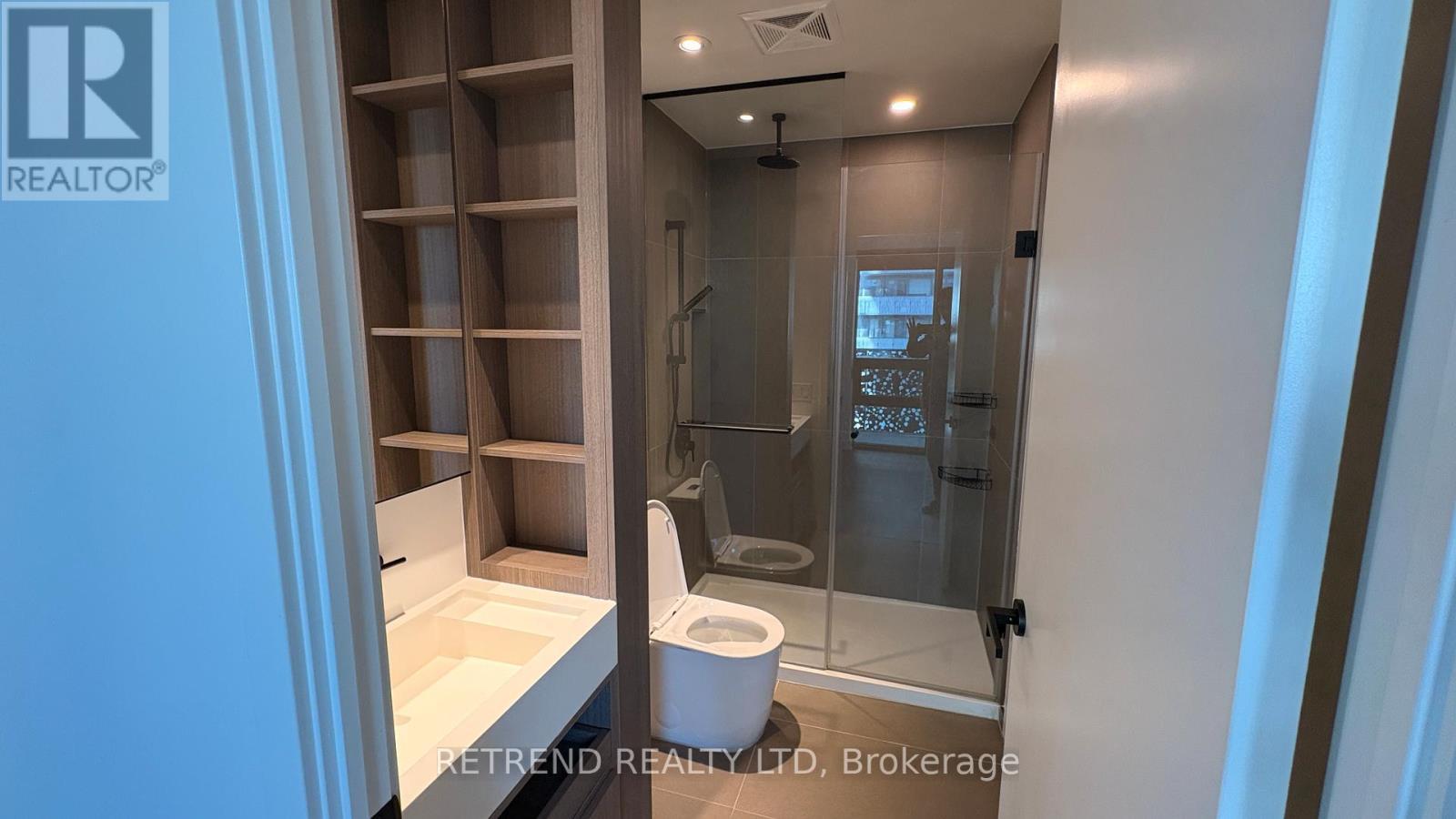 2410 - 55 Charles Street E, Toronto, ON - Indoor Photo Showing Bathroom