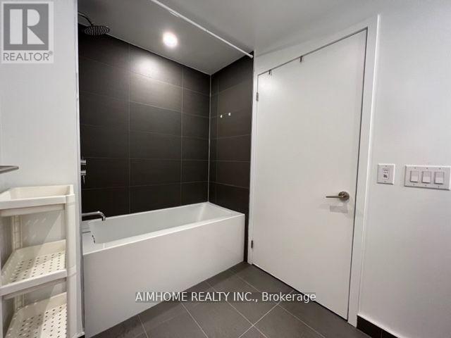2601 - 135 East Liberty Street, Toronto, ON - Indoor Photo Showing Bathroom
