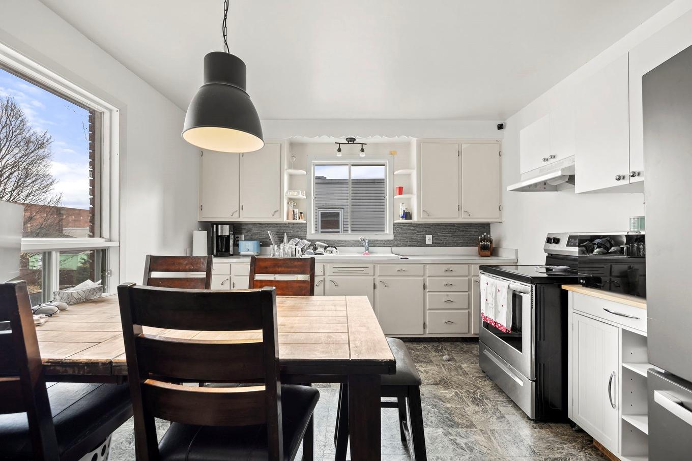 Cuisine - 115 - 115A Rue Mclaren, Salaberry-De-Valleyfield, QC - Indoor