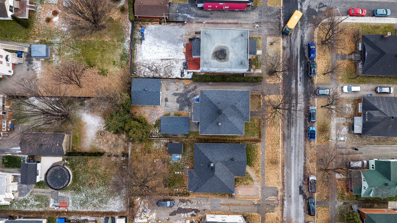 Photo aérienne - 115 - 115A Rue Mclaren, Salaberry-De-Valleyfield, QC - Outdoor