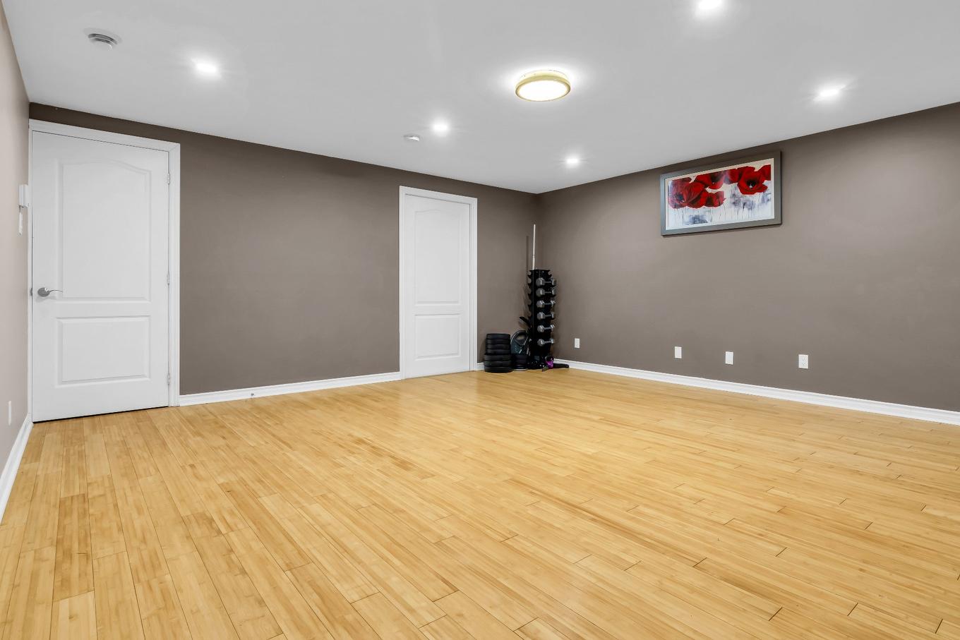 Hall d'entrée/Vestibule - 12809 Rue Brook, Montréal (Pierrefonds-Roxboro), QC - Indoor Photo Showing Other Room