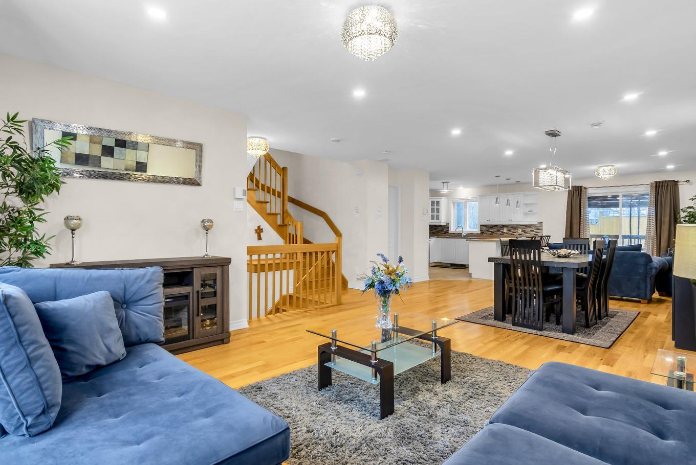 Salon - 12809 Rue Brook, Montréal (Pierrefonds-Roxboro), QC - Indoor Photo Showing Living Room