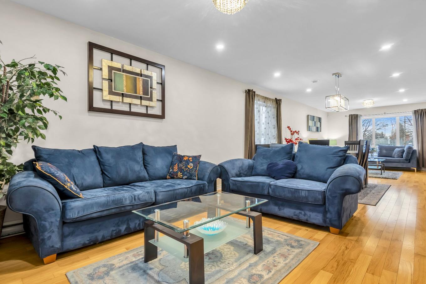 Salle familiale - 12809 Rue Brook, Montréal (Pierrefonds-Roxboro), QC - Indoor Photo Showing Living Room