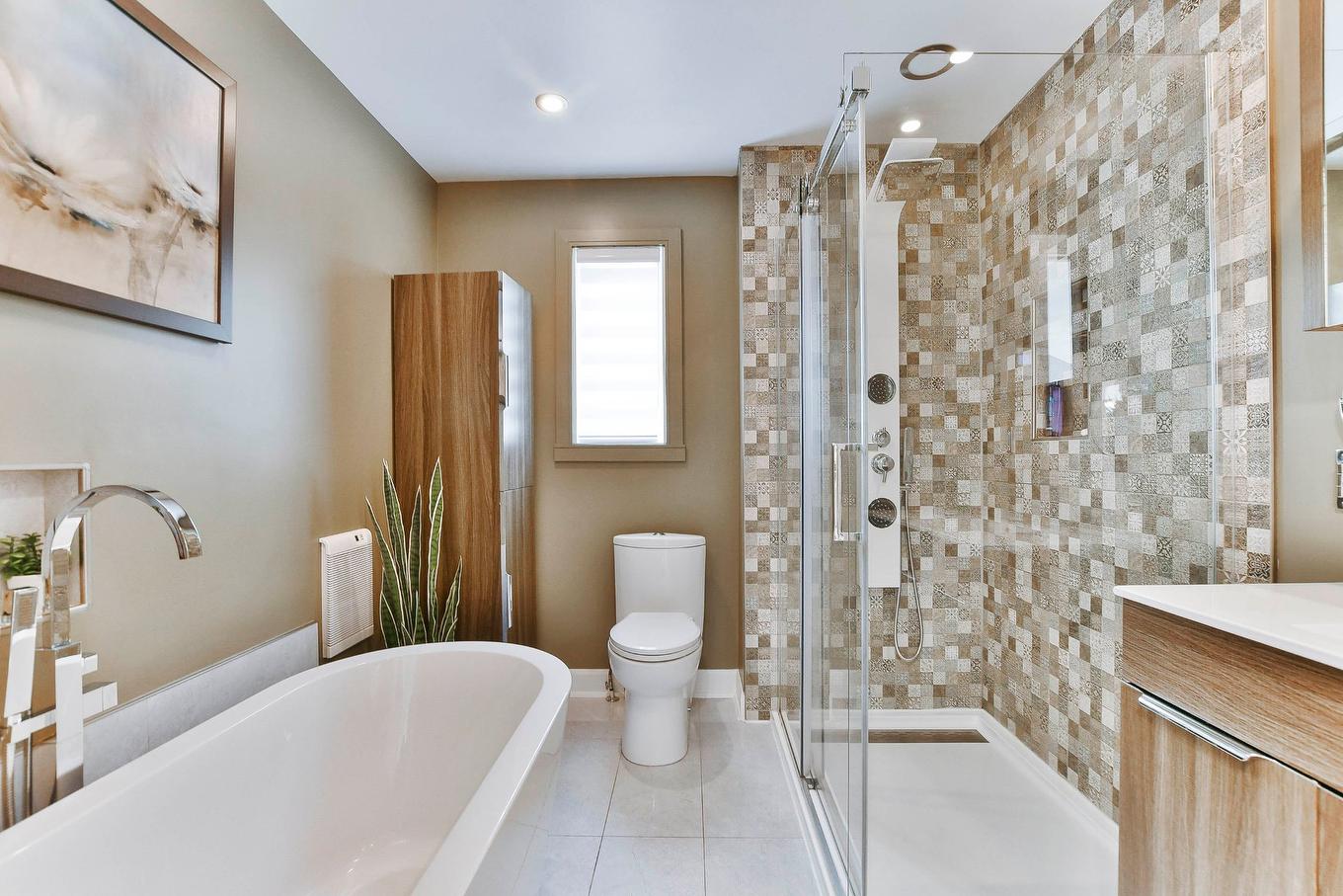 Salle de bains - 1364 Av. St-Jean, Mascouche, QC - Indoor Photo Showing Bathroom
