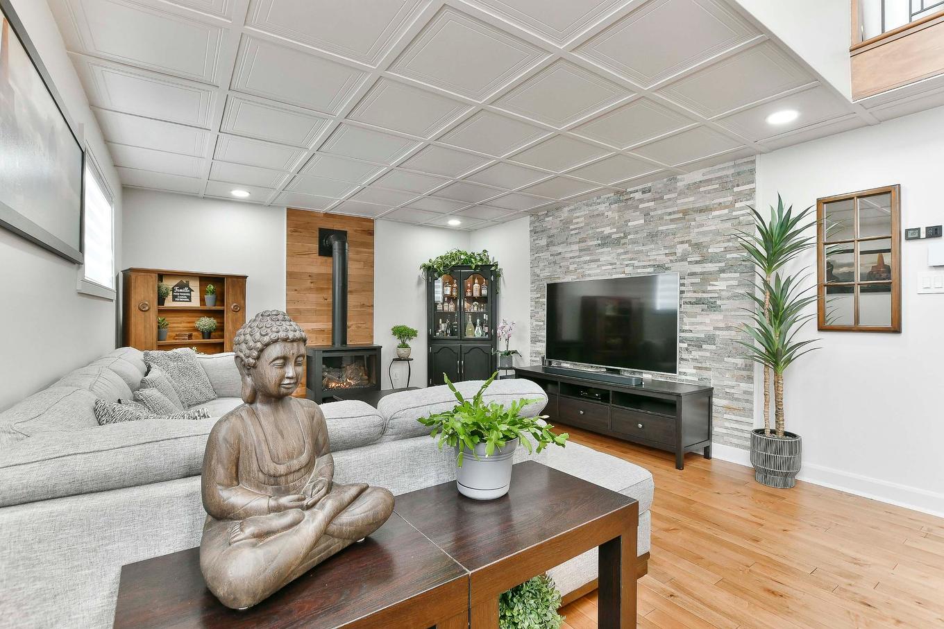 Salon - 1364 Av. St-Jean, Mascouche, QC - Indoor Photo Showing Living Room