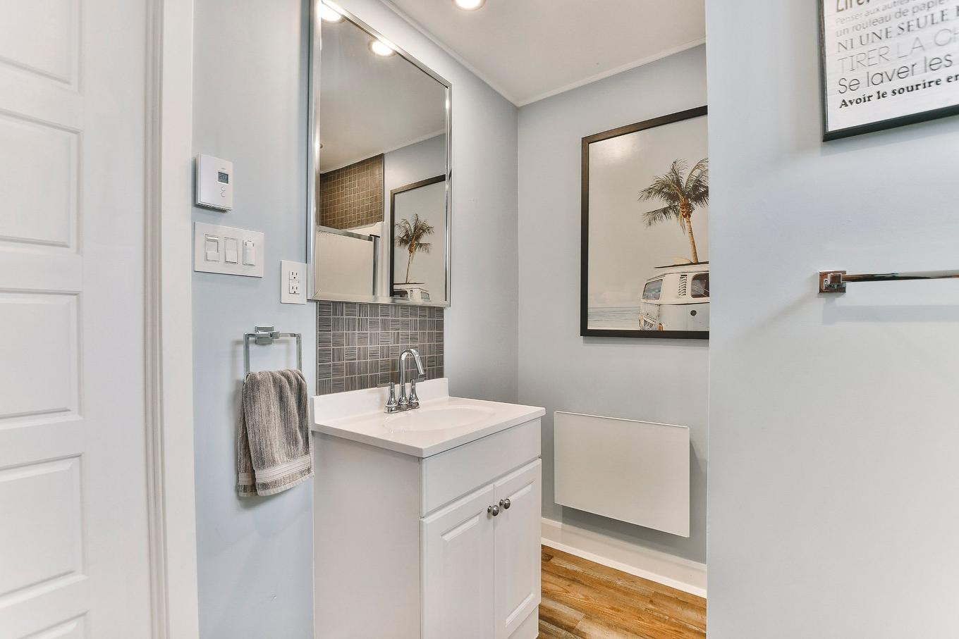 Salle de bains - 1364 Av. St-Jean, Mascouche, QC - Indoor