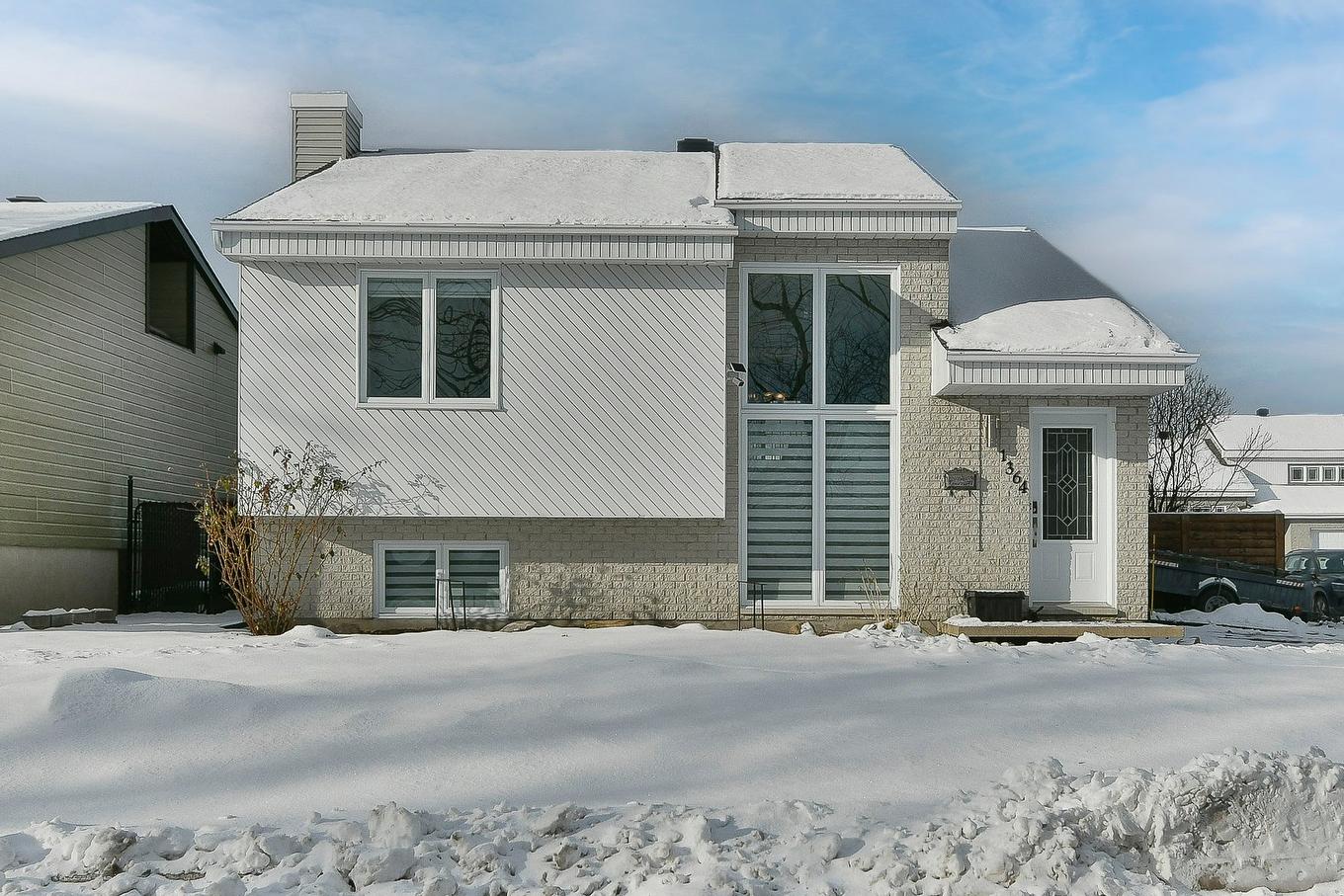 Façade - 1364 Av. St-Jean, Mascouche, QC - Outdoor