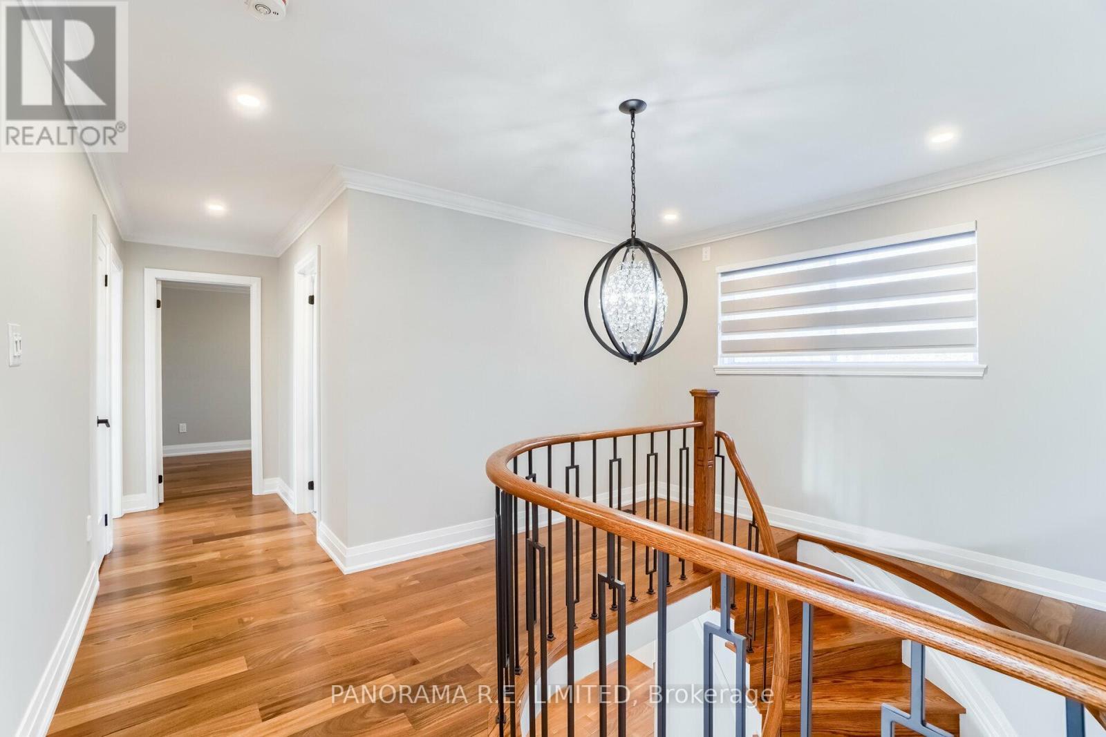 100 Poplar Heights Drive, Toronto, ON - Indoor Photo Showing Other Room