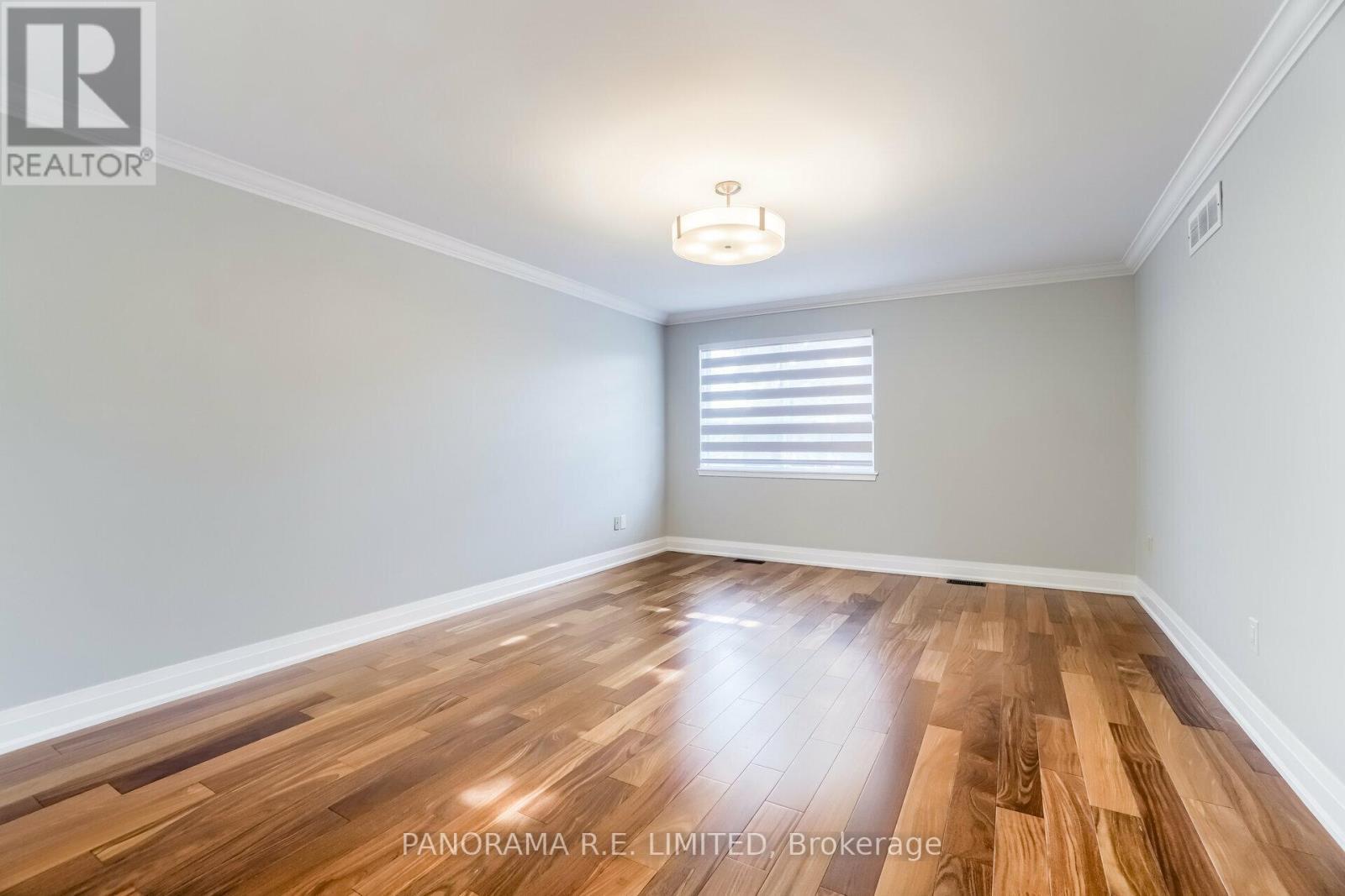 100 Poplar Heights Drive, Toronto, ON - Indoor Photo Showing Other Room
