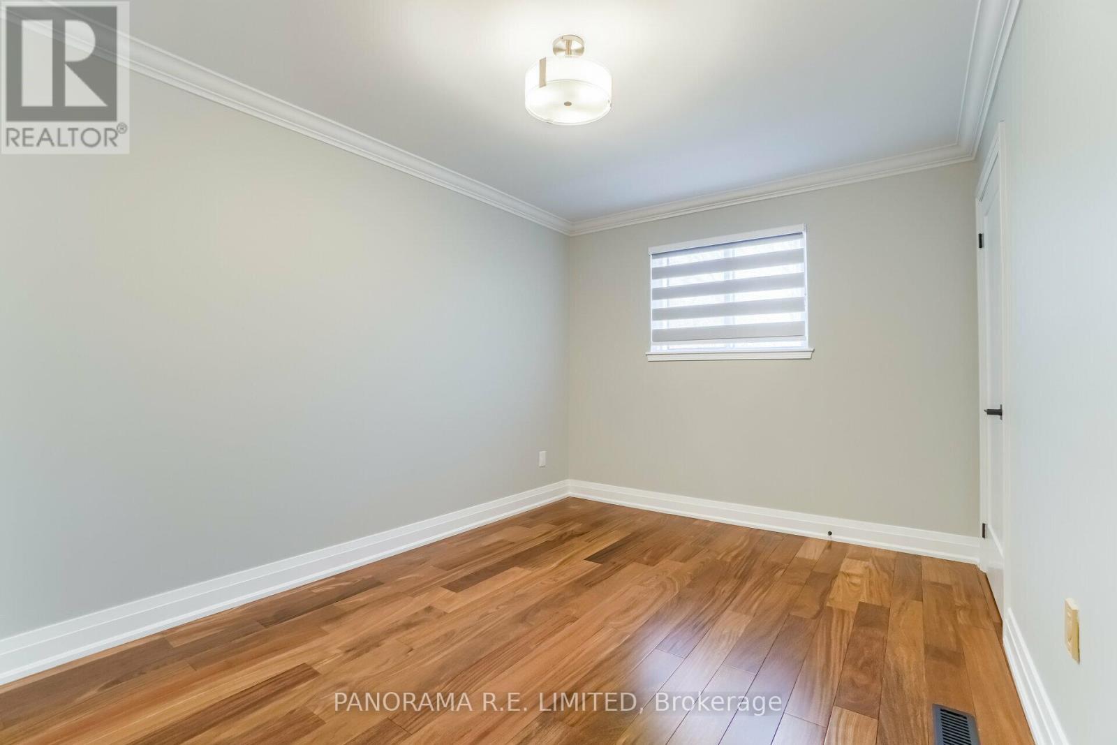 100 Poplar Heights Drive, Toronto, ON - Indoor Photo Showing Other Room