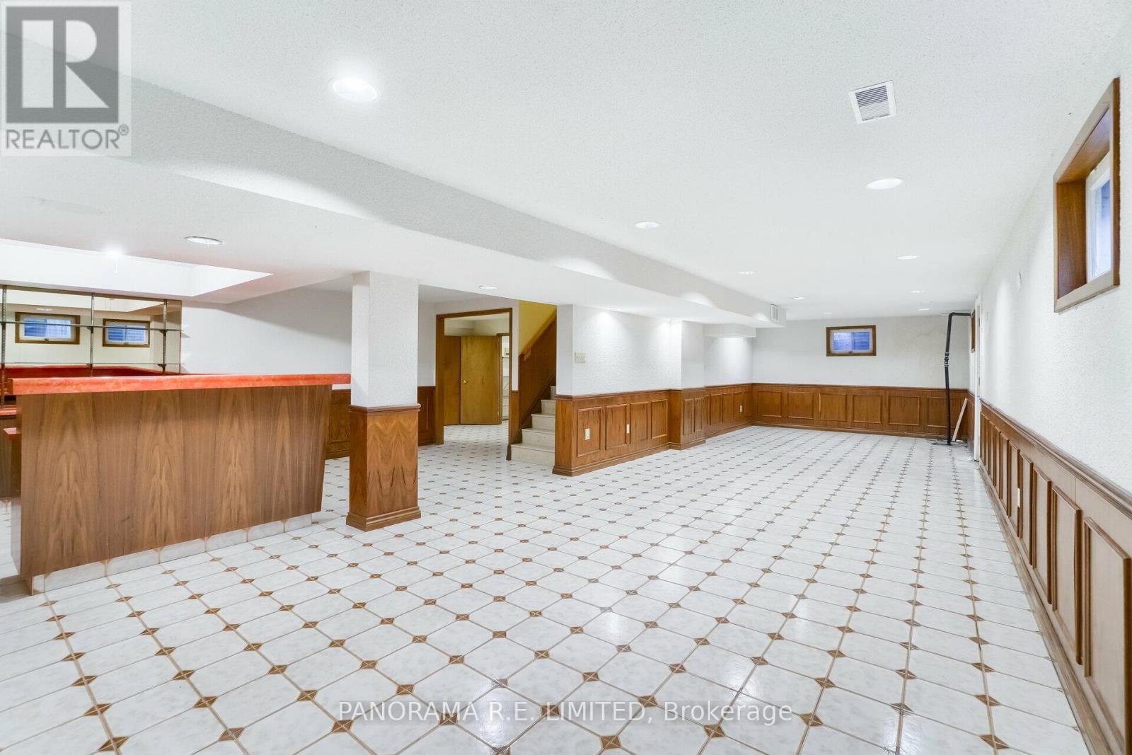 100 Poplar Heights Drive, Toronto, ON - Indoor Photo Showing Other Room