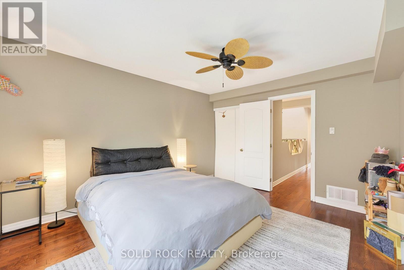 Bedroom #1 with queen size bed - 395 Mackay Street, Ottawa, ON - Indoor Photo Showing Bedroom