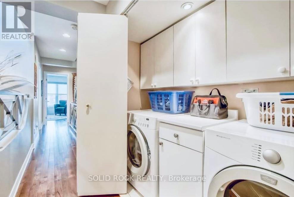 Laundry room in second level - 395 Mackay Street, Ottawa, ON - Indoor Photo Showing Laundry Room