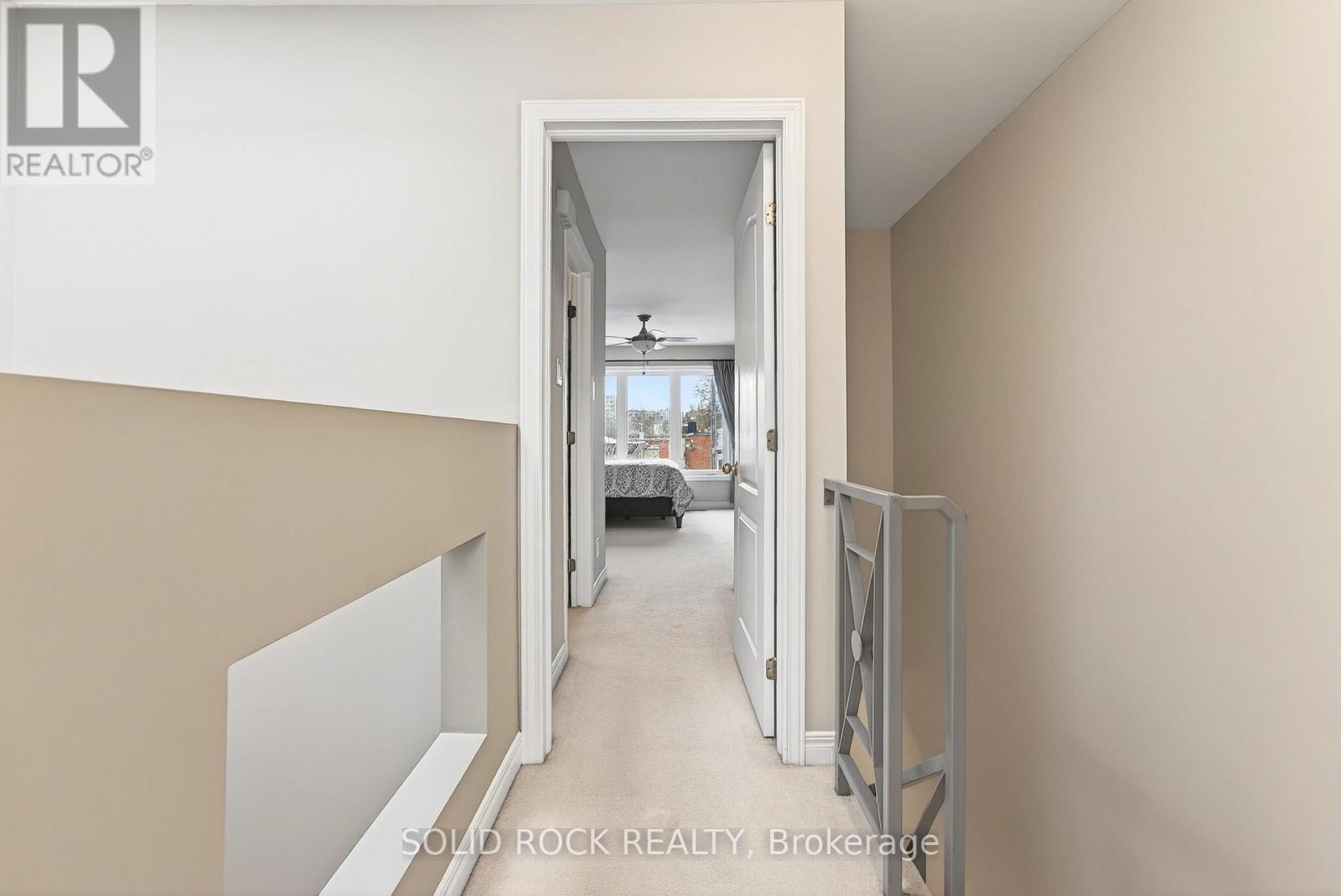 Third-floor hallway - 395 Mackay Street, Ottawa, ON - Indoor Photo Showing Other Room