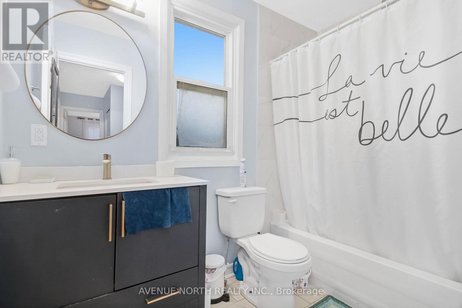 25 - 665 Hochelaga Street, Ottawa, ON - Indoor Photo Showing Bathroom
