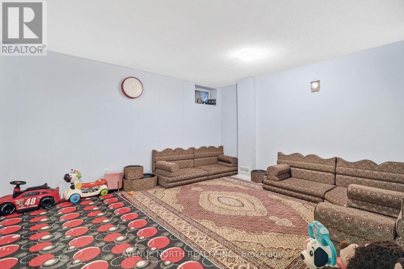 25 - 665 Hochelaga Street, Ottawa, ON - Indoor