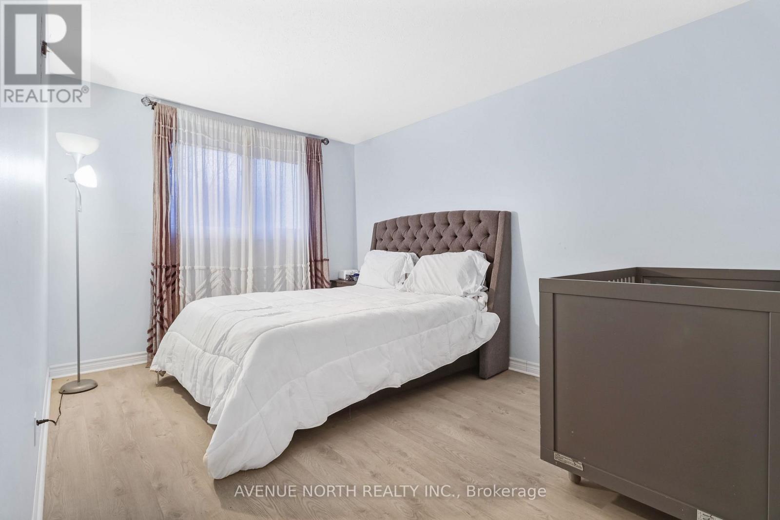 25 - 665 Hochelaga Street, Ottawa, ON - Indoor Photo Showing Bedroom