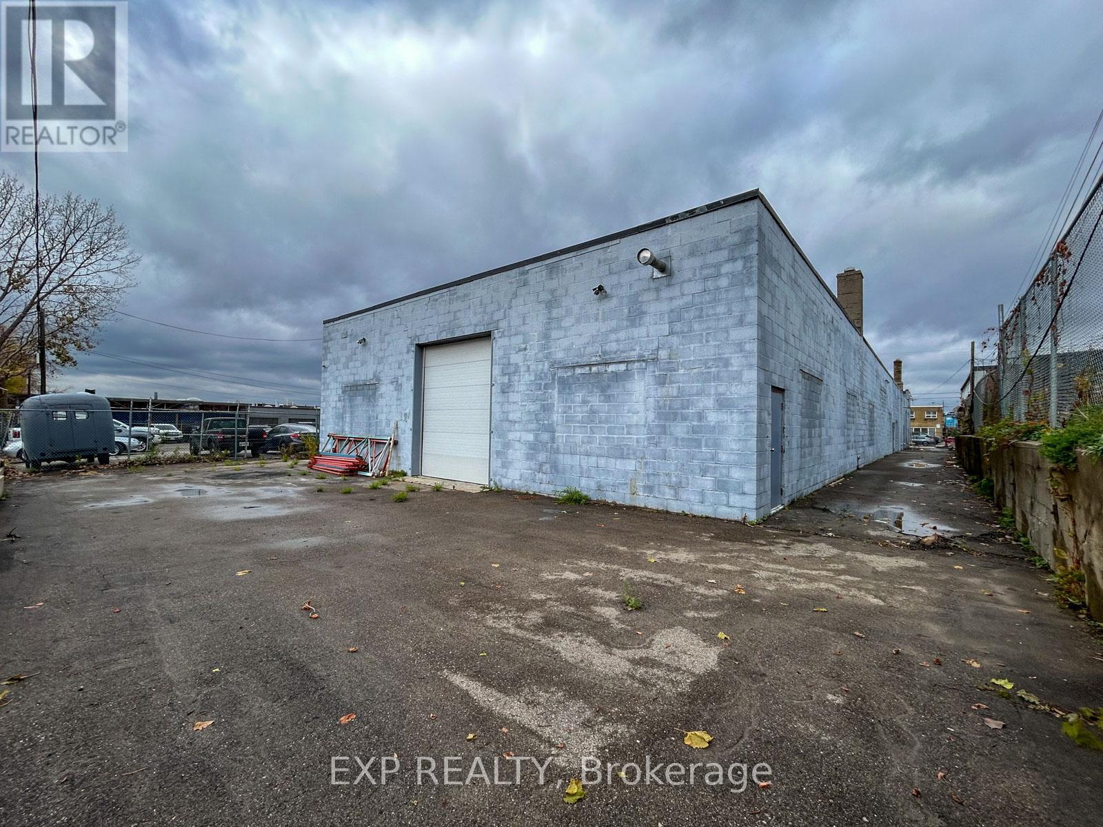 31 Milford Avenue, Toronto, ON