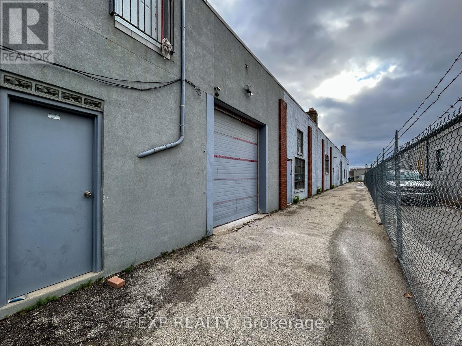 31 Milford Avenue, Toronto, ON