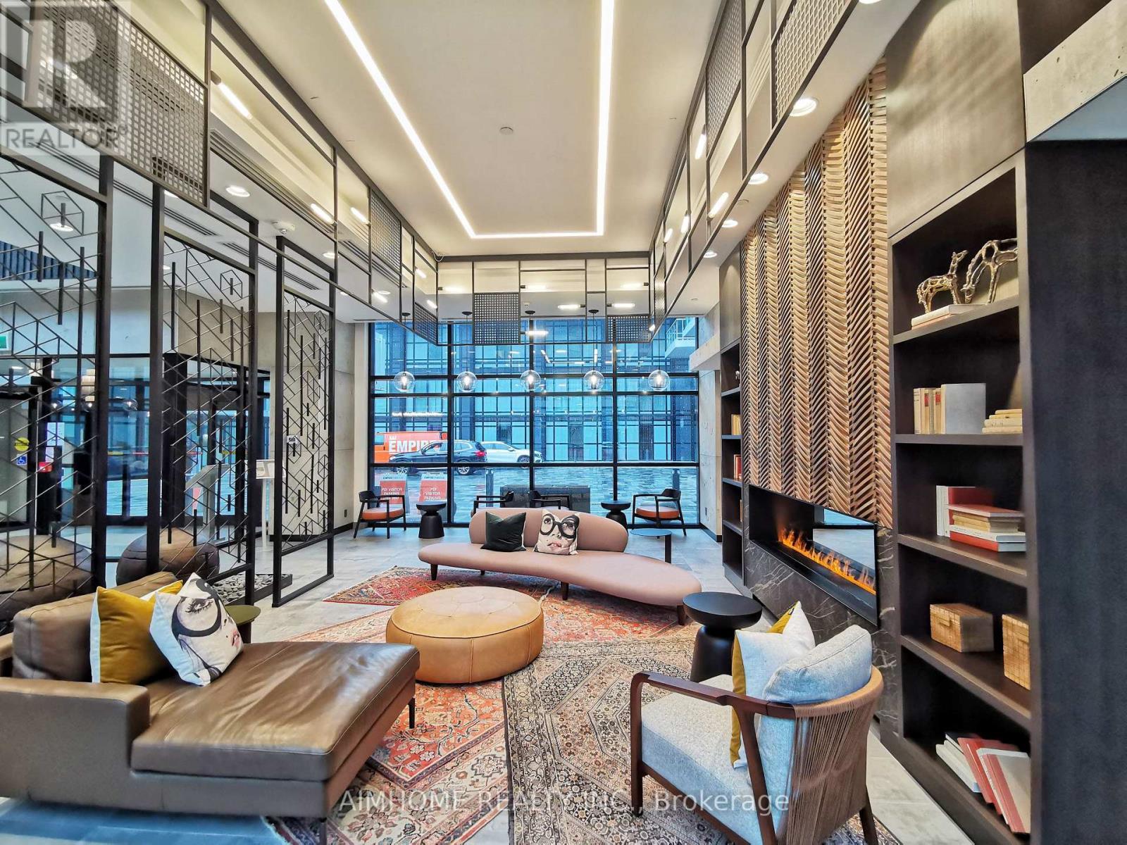 1120 - 251 Manitoba Street, Toronto, ON - Indoor Photo Showing Other Room