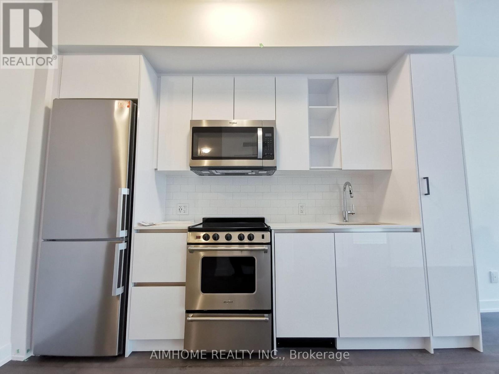 1120 - 251 Manitoba Street, Toronto, ON - Indoor Photo Showing Kitchen