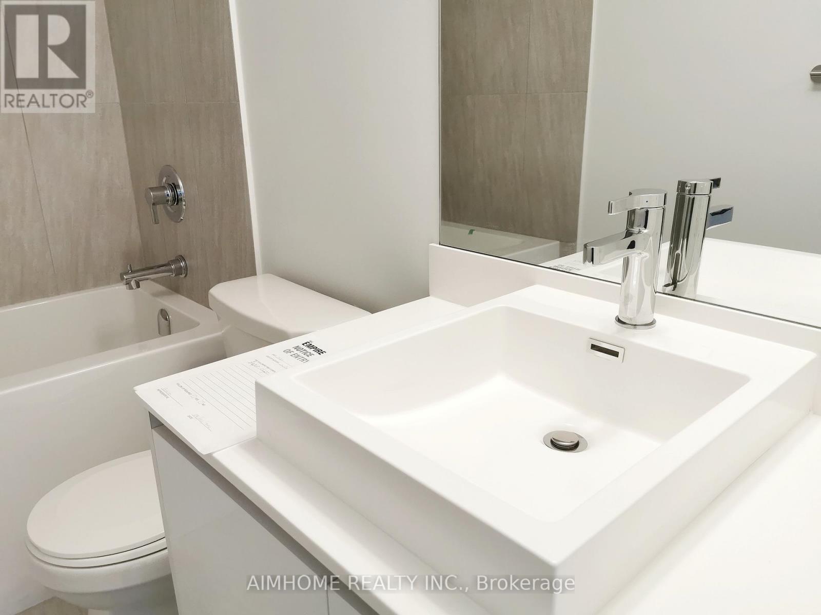 1120 - 251 Manitoba Street, Toronto, ON - Indoor Photo Showing Bathroom