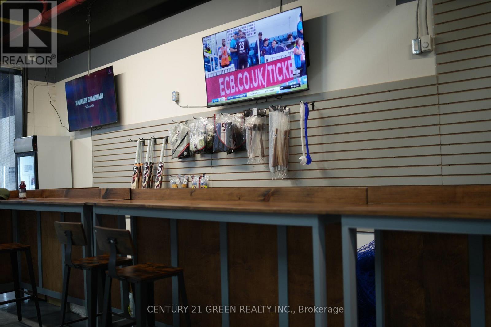 4 - 1700 Brampton Street N, Hamilton, ON