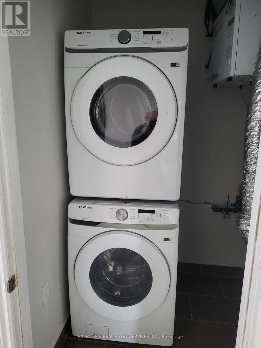 6447 Culp Street, Niagara Falls, ON - Indoor Photo Showing Laundry Room