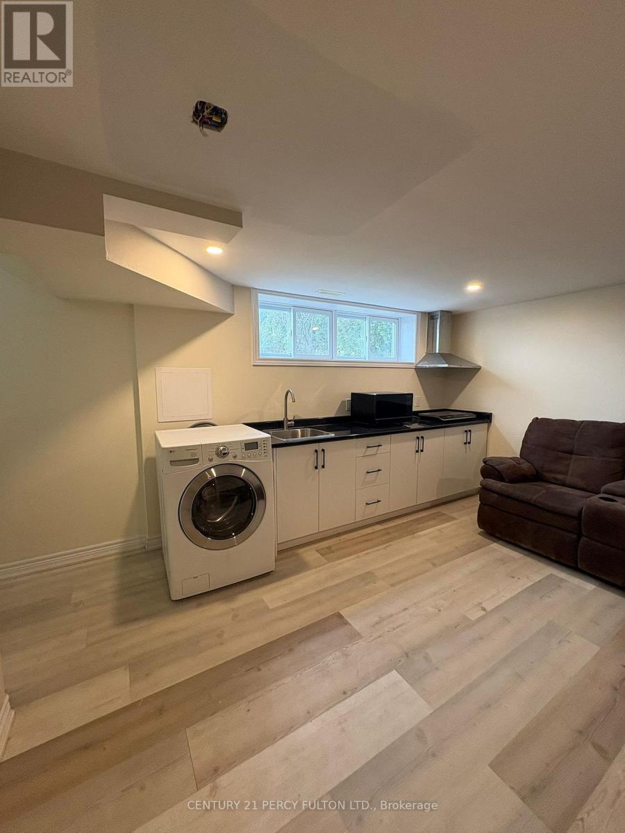 485 56 Highway, Hamilton, ON - Indoor Photo Showing Laundry Room